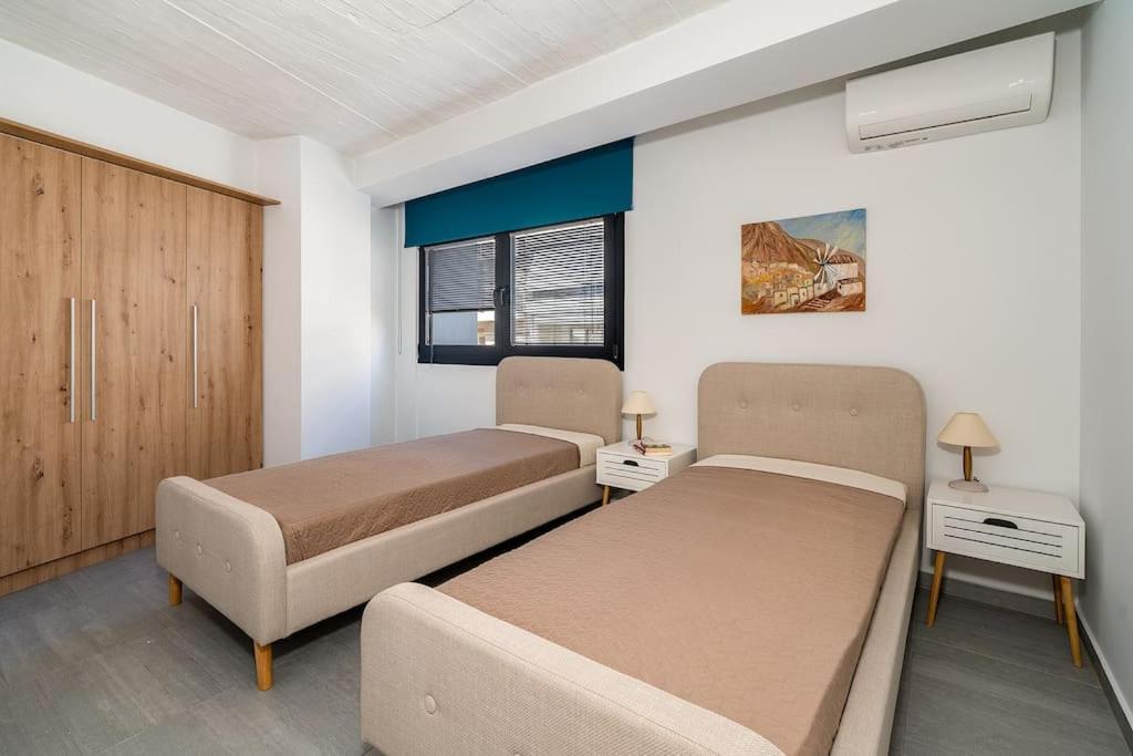 Central, Parking, Play Area, 1Km To The Sea Heraklion  Exterior photo